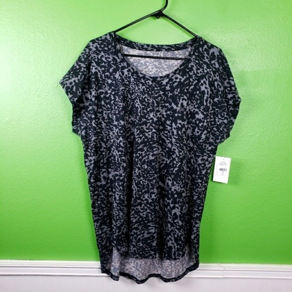 Halston Studio Black/Gray Animal Print Abstract Short Sleeve Stretchy Tshirt XL